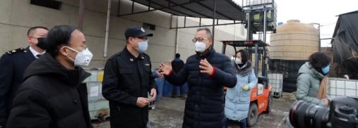 抗疫情！益業(yè)化工應(yīng)責(zé)奉獻(xiàn)，送支持領(lǐng)導(dǎo)專(zhuān)家鼓舞暖心